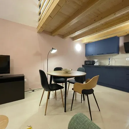Stella Marina Deluxe Apartment